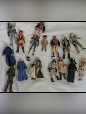Star Wars Action Figures - Beige, Brown, Black, Green, Tan